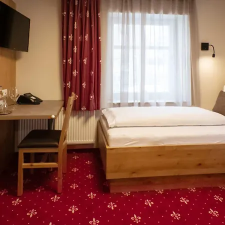 Einzelzimmer 15 Otel *
